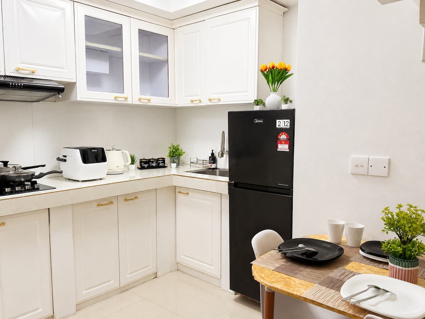 Breezy Home – Kitchen