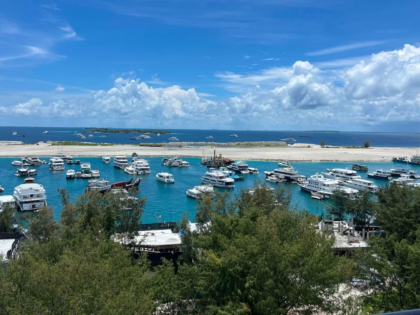 Breezy Seaside – Harbour and sea view