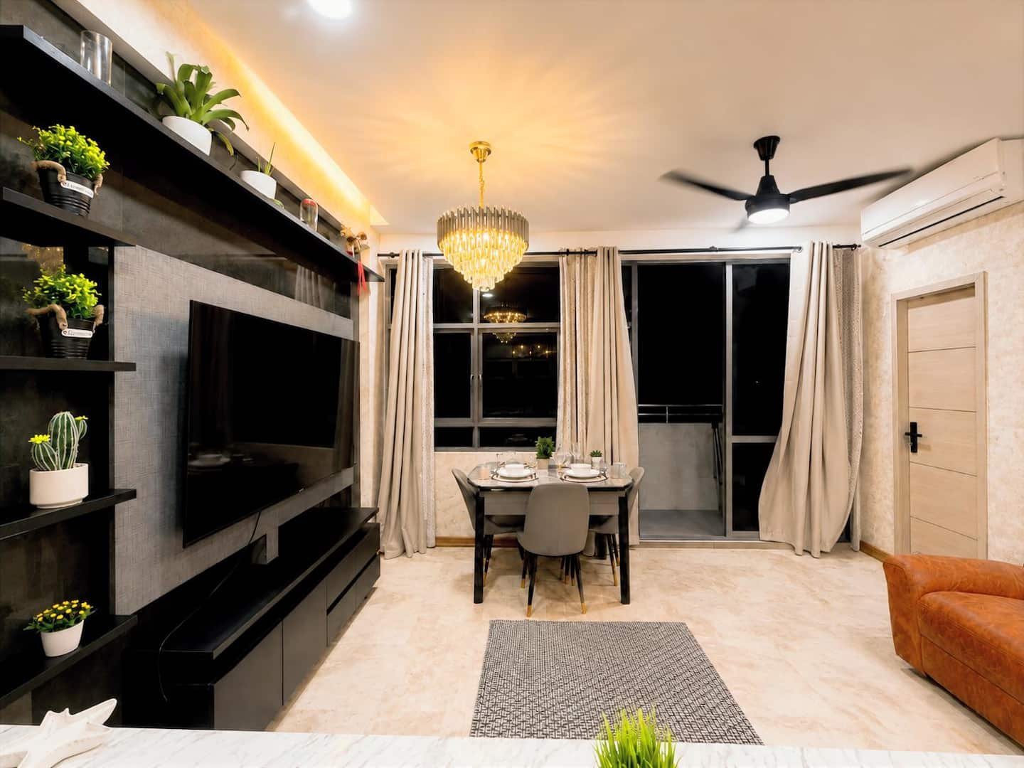 Luxvoy Opal – Living and dining area