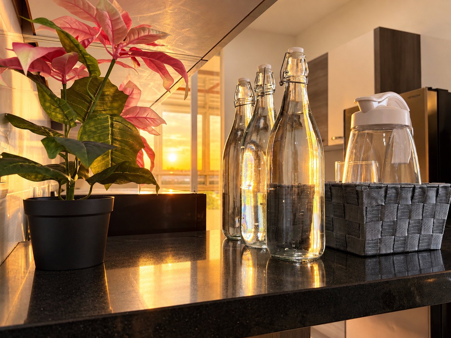 Pearl SonShine – Kitchen details at sunset